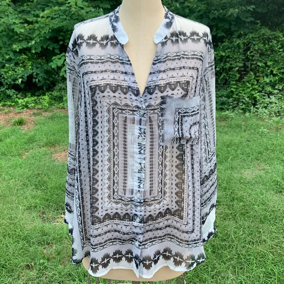 Aztec Geometric Sheer Blouse - Picture 13 of 16